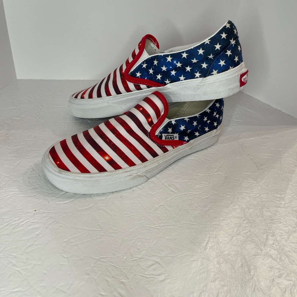 Vans Kids Red, White, and Blue Slip-On Sneakers Size 3.5